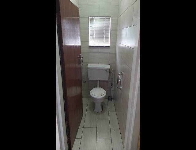 3 bed property to rent in RUSTIVIA